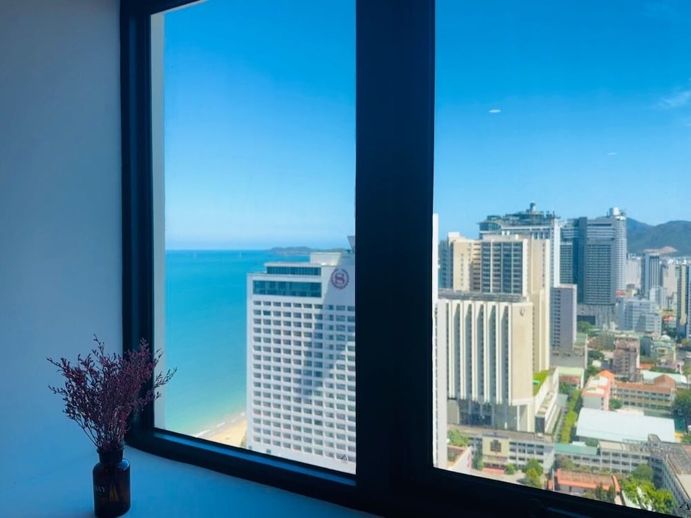 Gold Coast Apartment