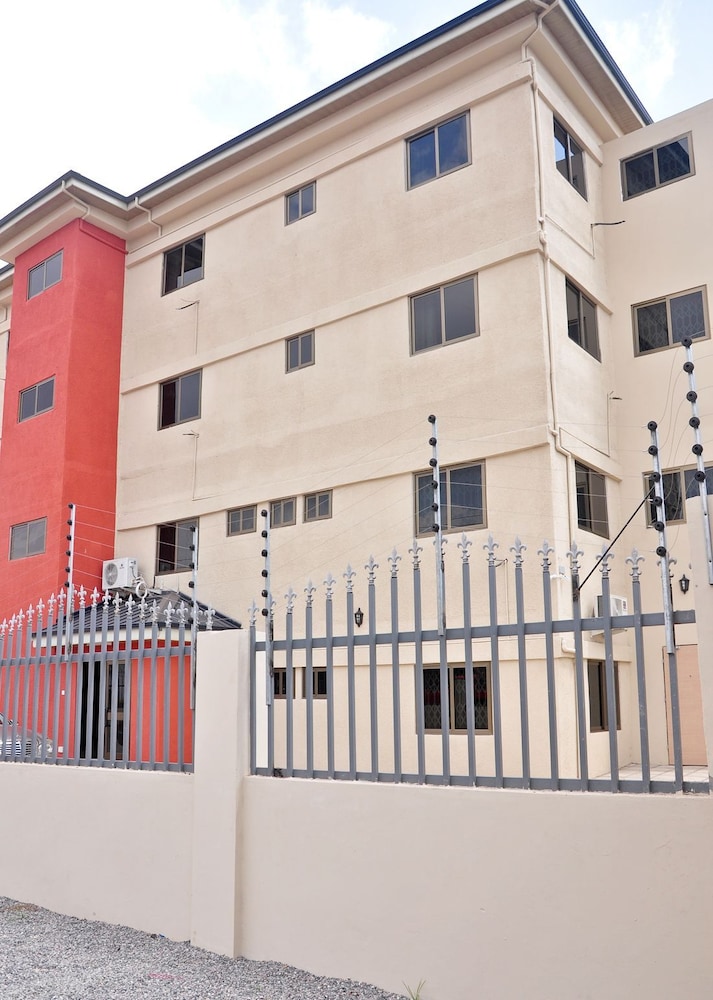 Royal Atlantic Hostel