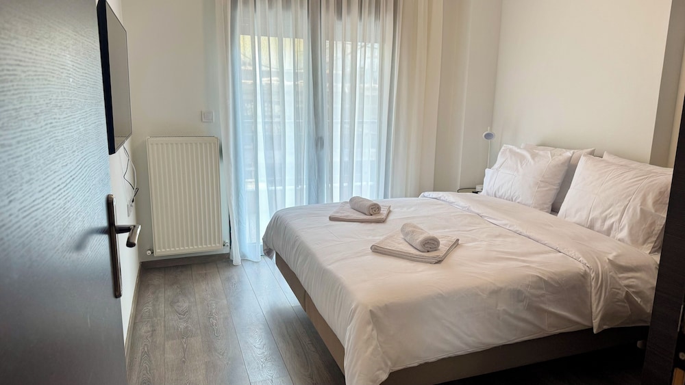 Icon Apartments