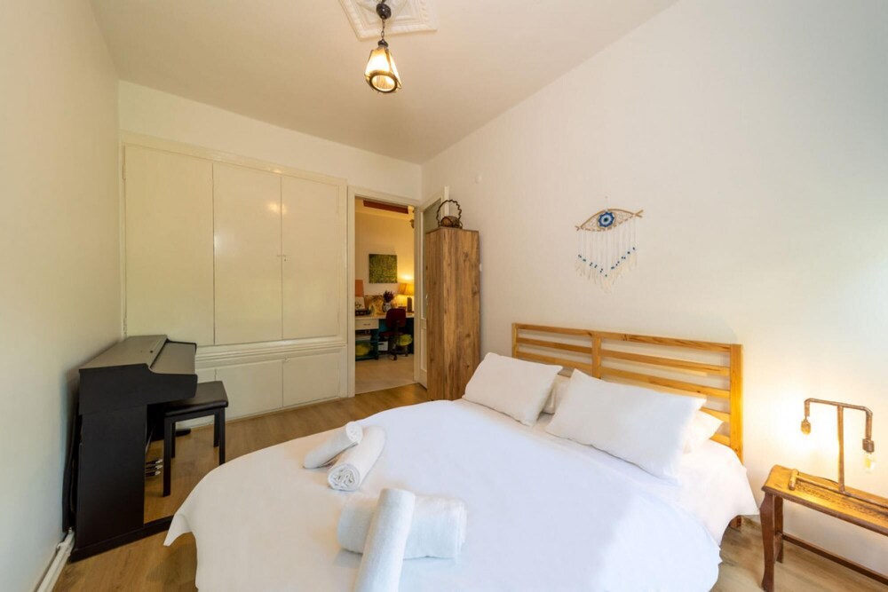 Charming Flat With Refreshing View in Kadikoy