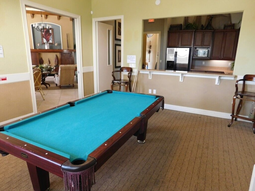 John's Coral Cay 4 Bedroom Townhouse by RedAwning view 3