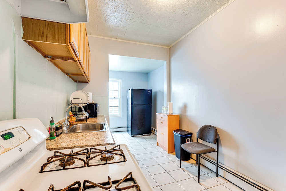 8 Mi to Nyc: Pet-friendly Apt in Jersey City!