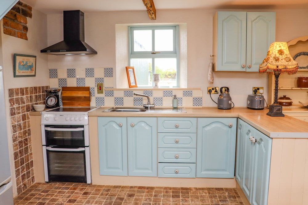 Cob Cottage