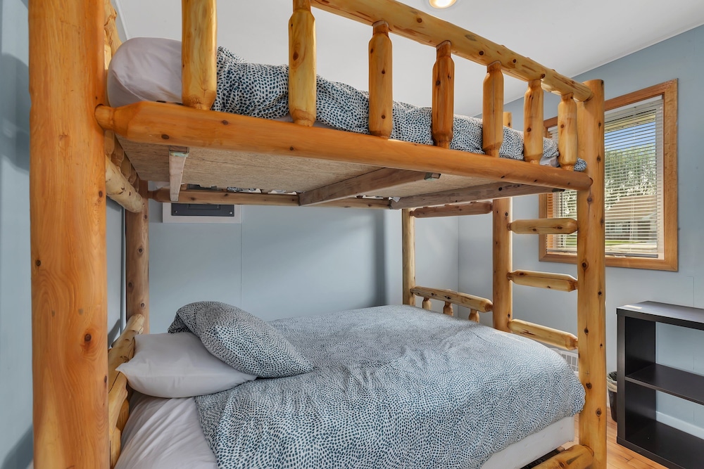 Rizzy's on the Lake - Property Image 50