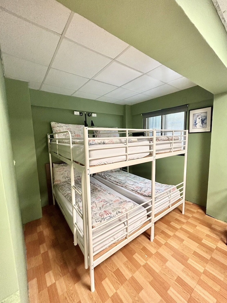 Ximen Triple Tiger Hostel