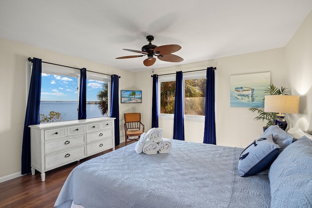 21381 Widgeon Point 6 Bedroom Estate