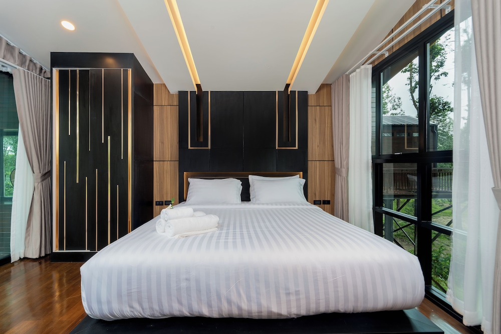High Tree Resort Co.,Ltd.