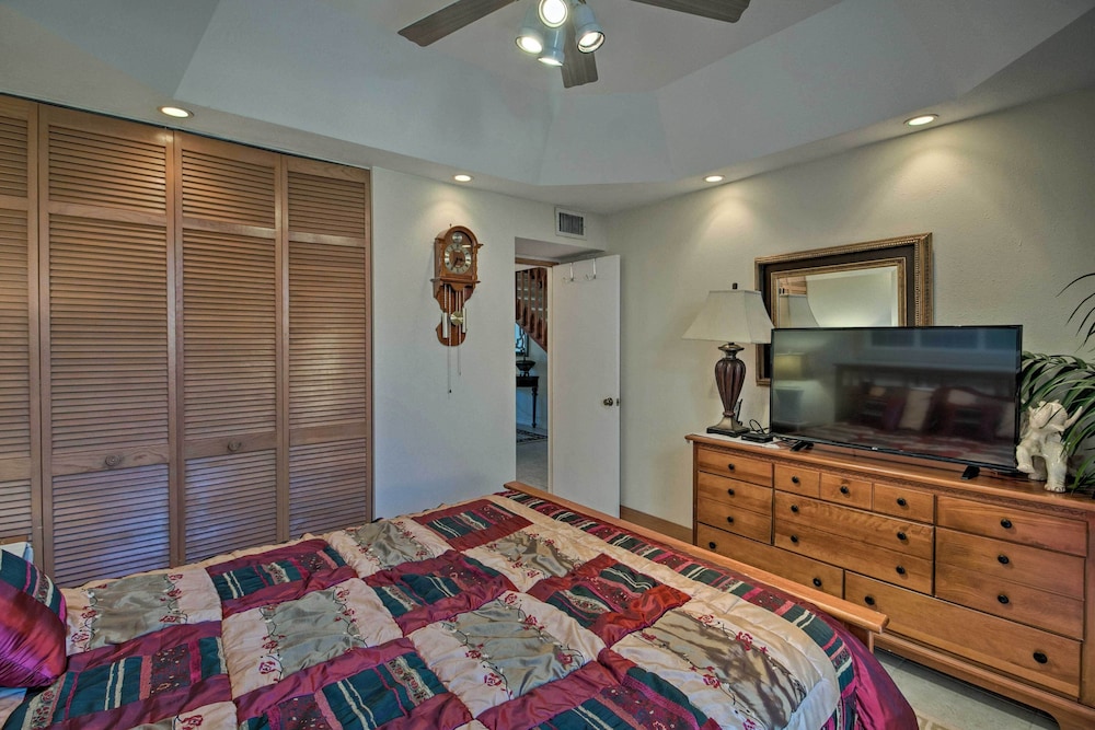 West Palm Beach Vacations - Palm Beach Retreat w/ Pool: 1 Mi to PGA Golf - Property Image 3