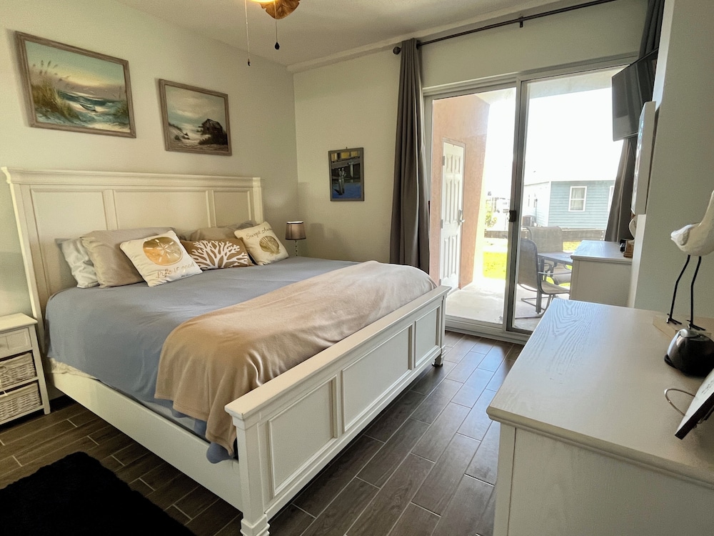 The Dunes #101W by Southern Vacation Rentals