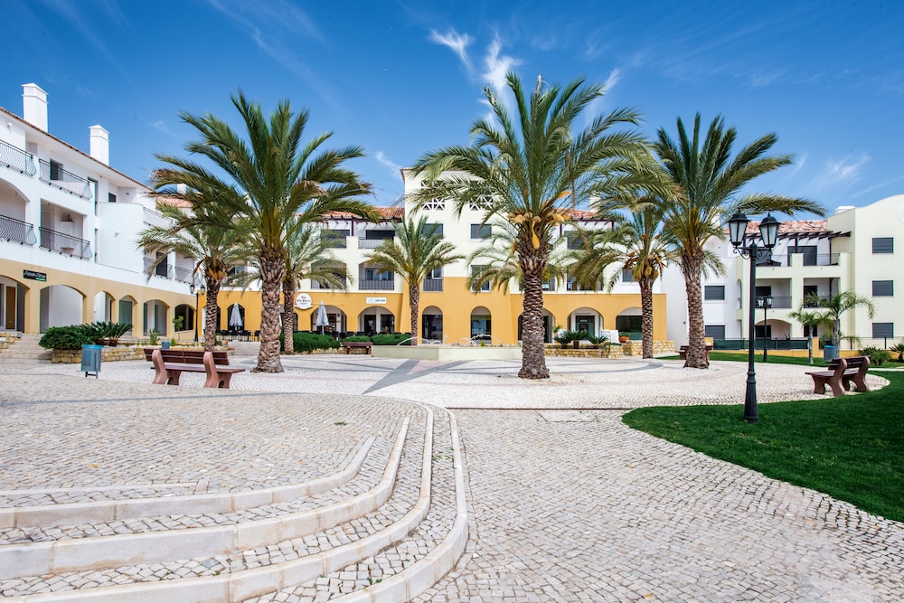 O Pomar Apartments by MarsAlgarve
