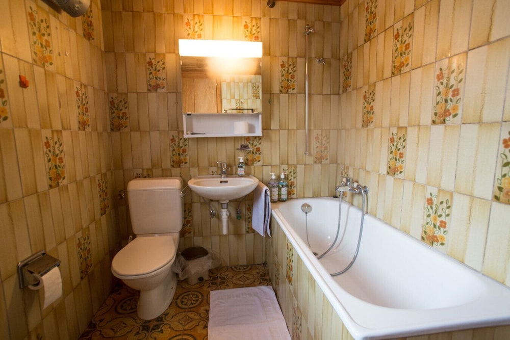 Chalet Rosaline 12 Person Beautiful Property
