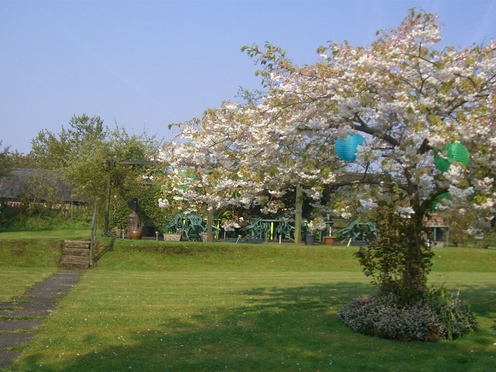 Altrincham Vacations - Ash Farm Country Guest House - Property Image 22