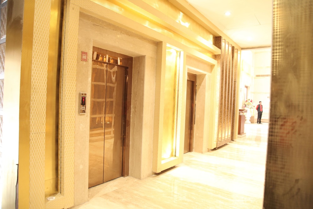 Green Palms Hotel