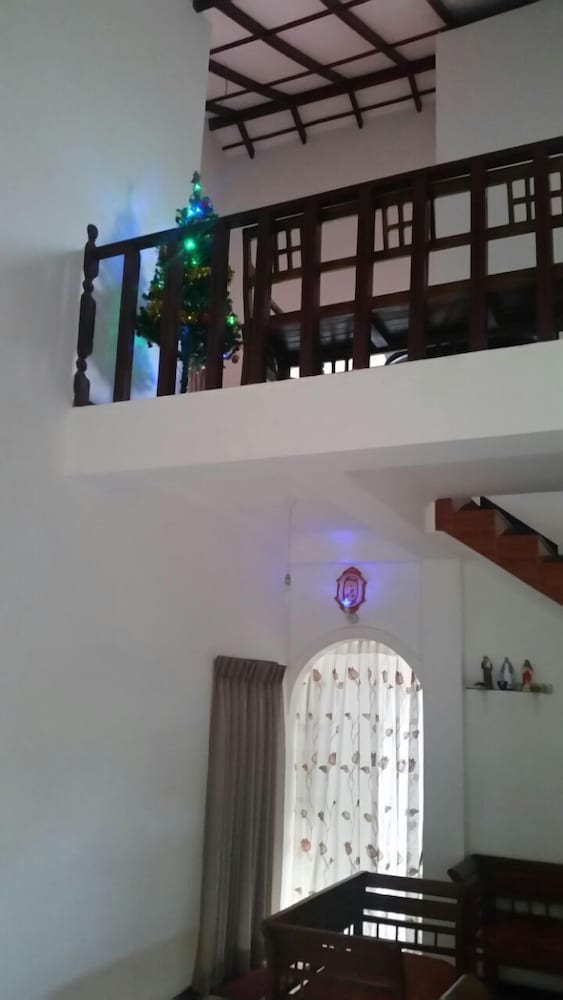 Srilusa Home Stay Hikkaduwa