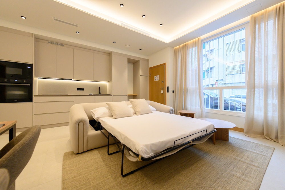 M Scr7b2 Amplio Piso Exterior de un Dormitorio e