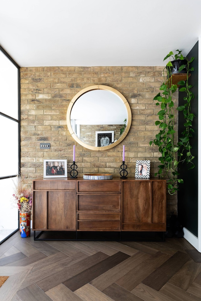 Maida Avenue II by Onefinestay