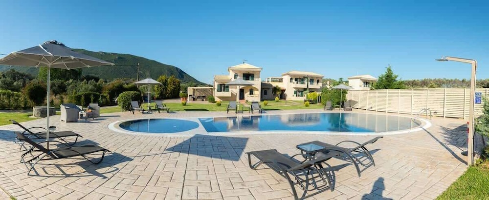 Corfu Liostasi Villa Thalassa Poolside Luxury Gem