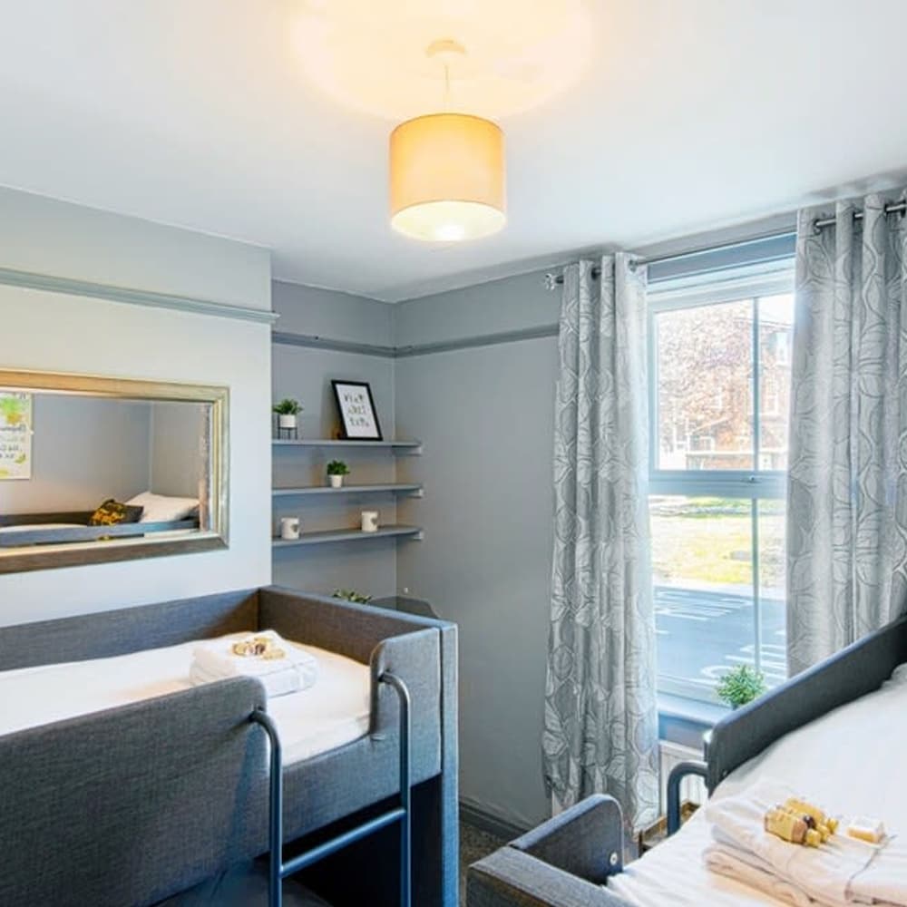 The Clifford Gathering - Sleeps Up To 10 York view 4