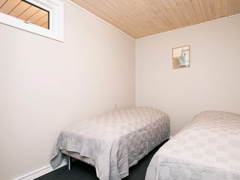 6 Person Holiday Home in Blavand view 3