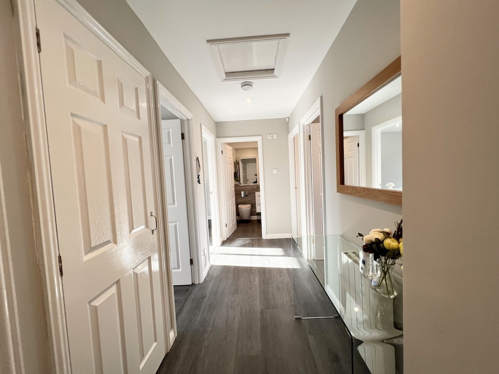 Beautiful central apartment with parking view 5