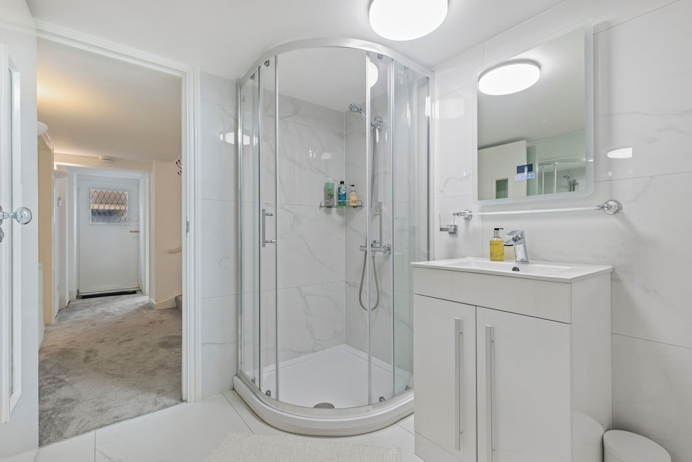 Stunning South Kensington House With 4 Bedrooms