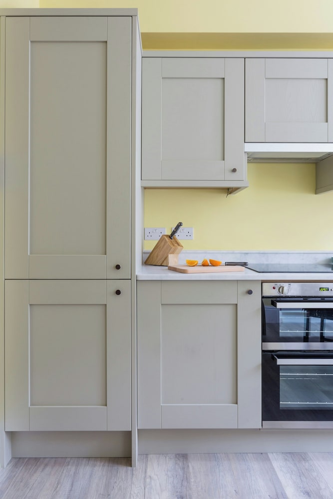 Elm Park Gardens XI by Onefinestay