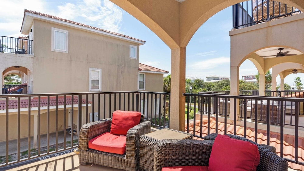 Southfields Retreat 4BR Getaway Near Laguna Beach, Carillon & Pier Park