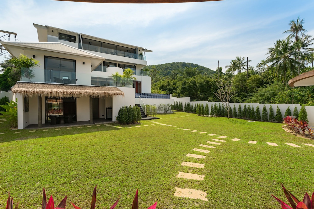 6 Bedroom Villa near Bangrak Beach SDV134-By Samui Dream Villas
