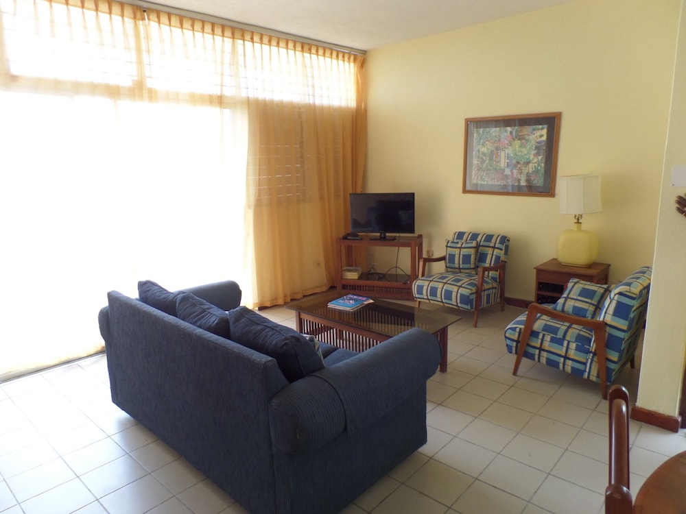 Miramar Villa