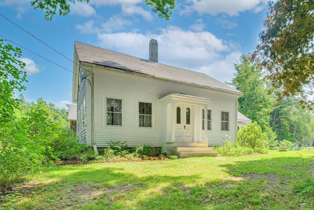 Vintage Milbridge Vacation Rental ~ 6 Mi to Ocean!