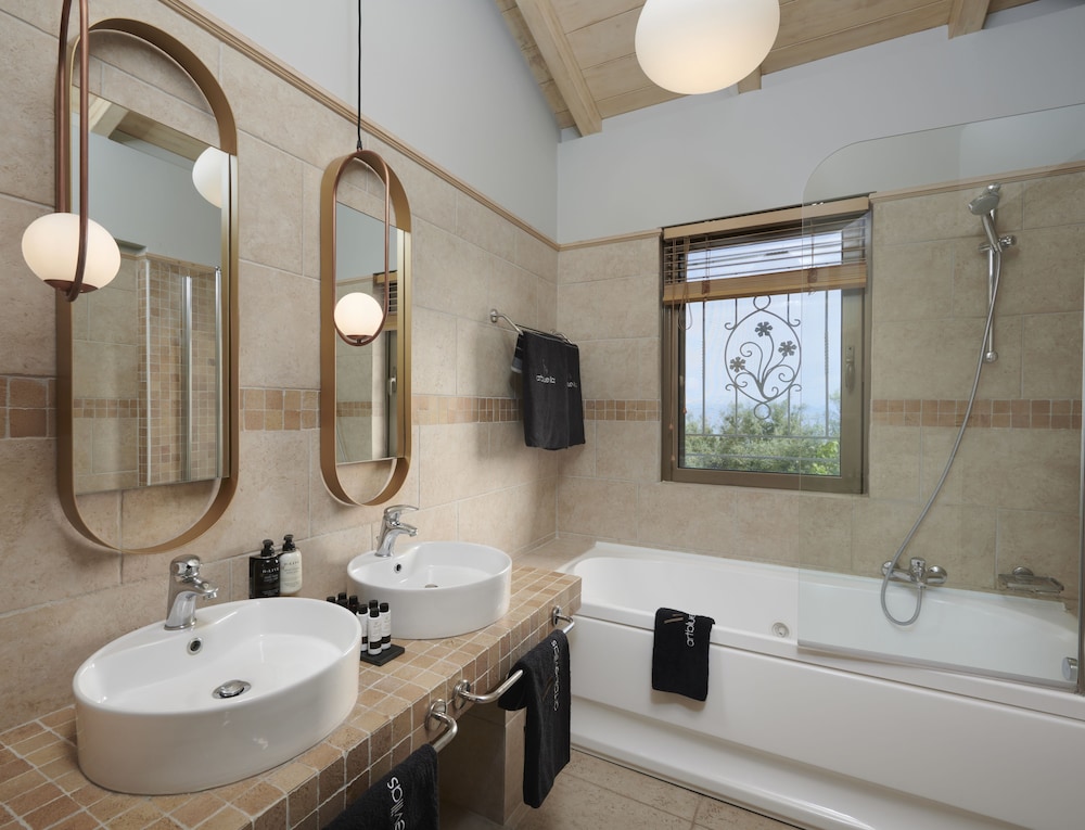 Art Blue Villas