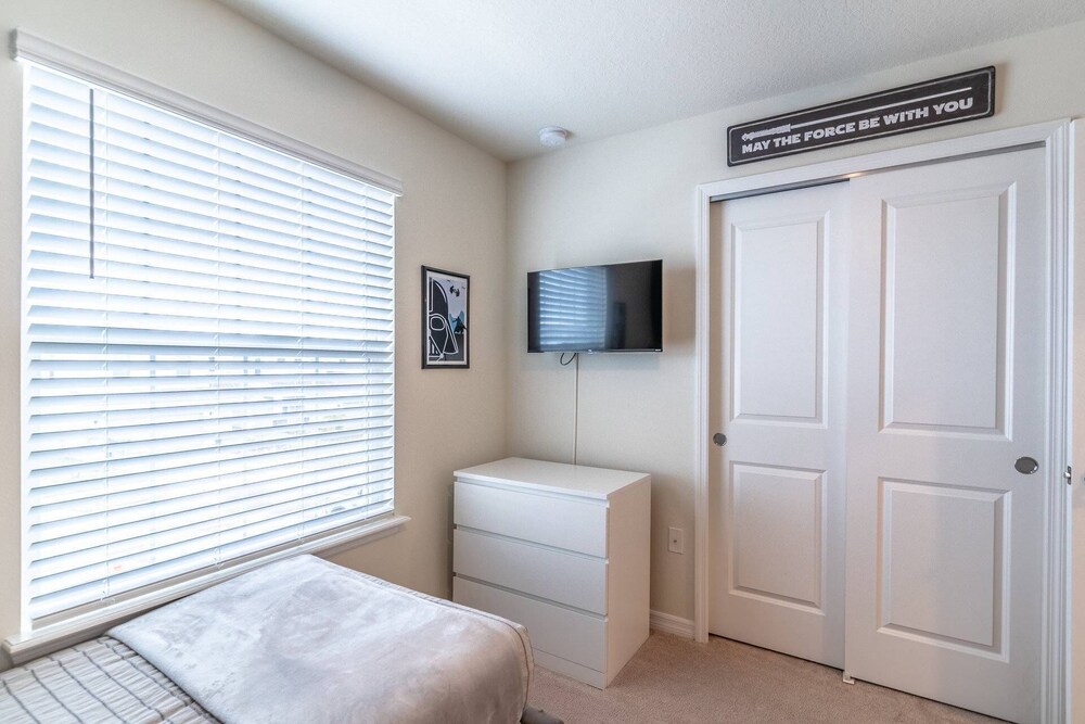 4014 Windsor Island