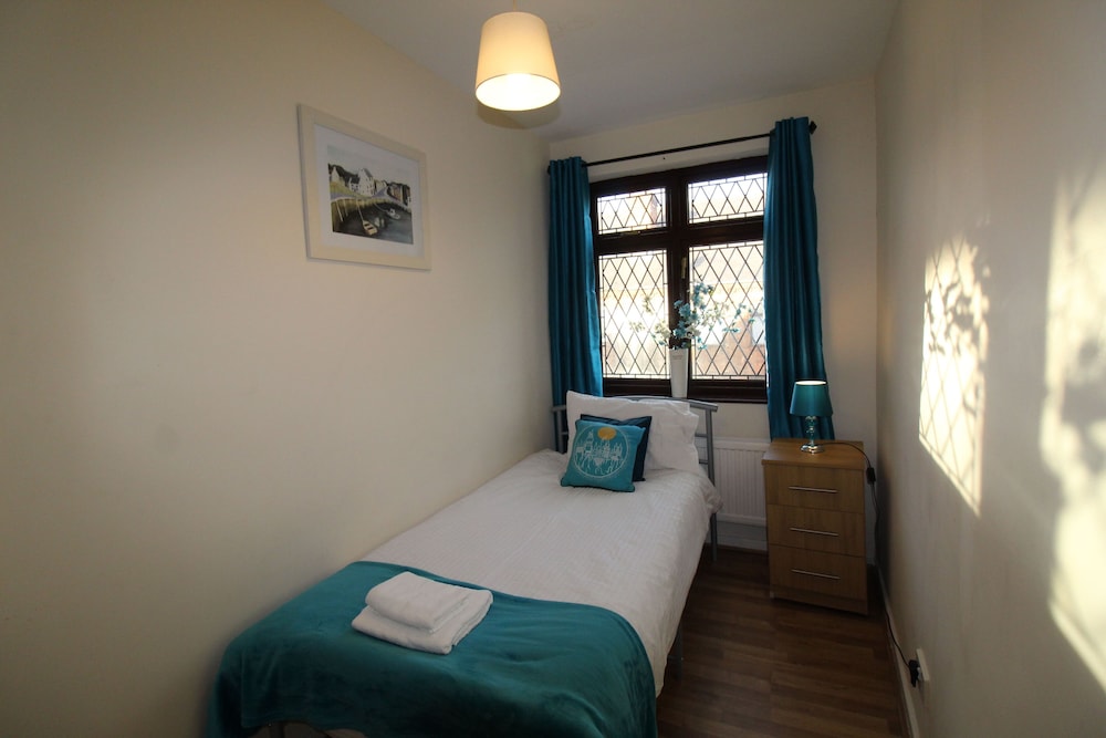 Loscoe House view 3