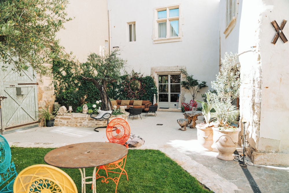 Palais Aoma, hôtel particulier de luxe en Provence photo 3