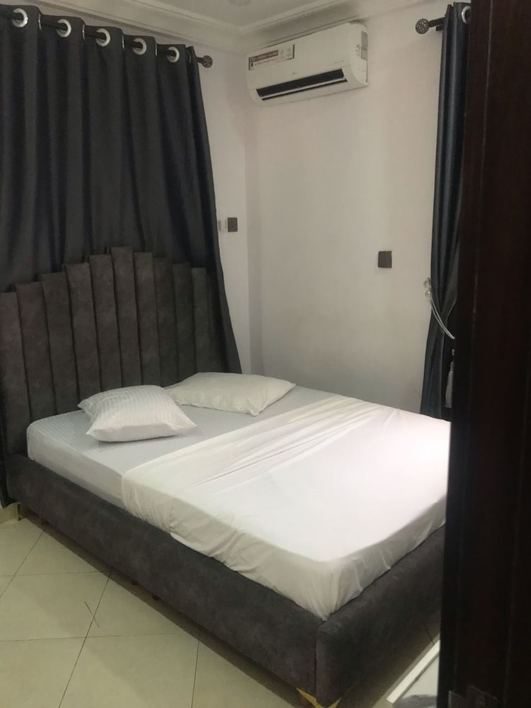 Unity Royal Apartment