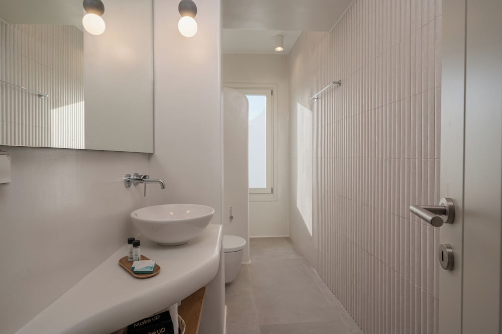 Castello Amorgos Suites