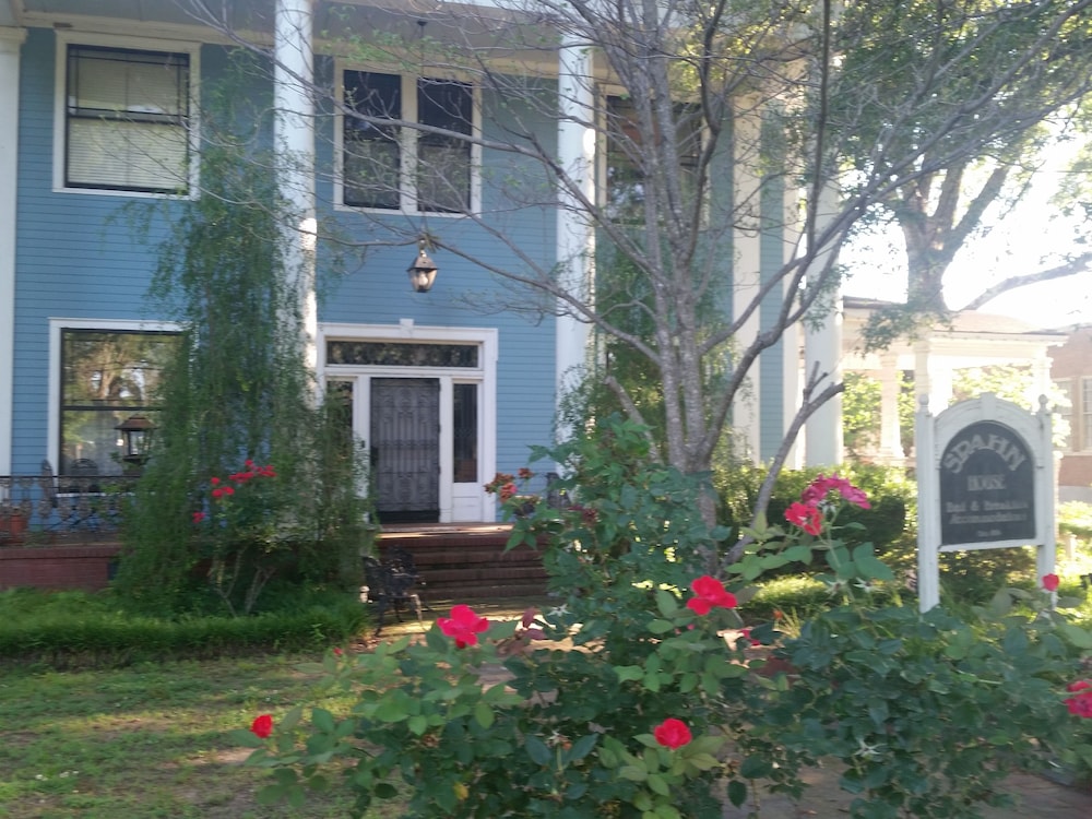 Spahn House Bed and Breakfast - Property Image 1