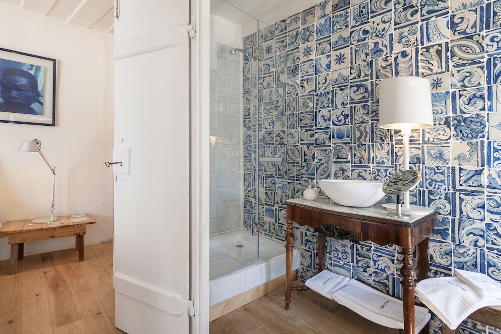 Alfama - Lisbon Cheese & Wine Apartments photo 3