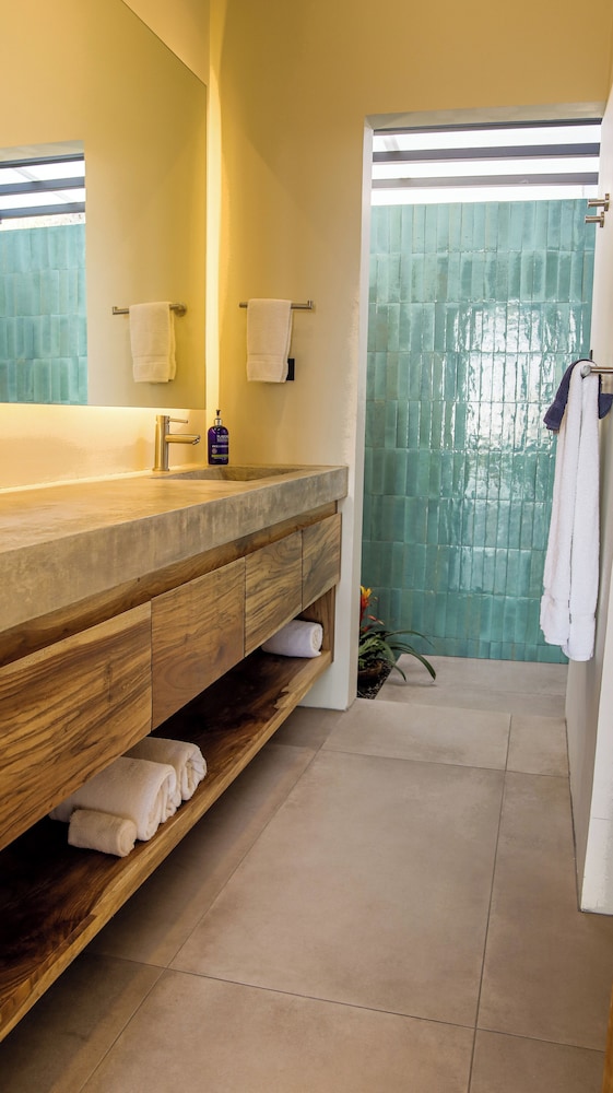 Surf Synergy All-Inclusive Surf Retreat
