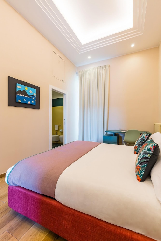 Vittorio Emanuele Modern Apartment I by Wonderful Italy