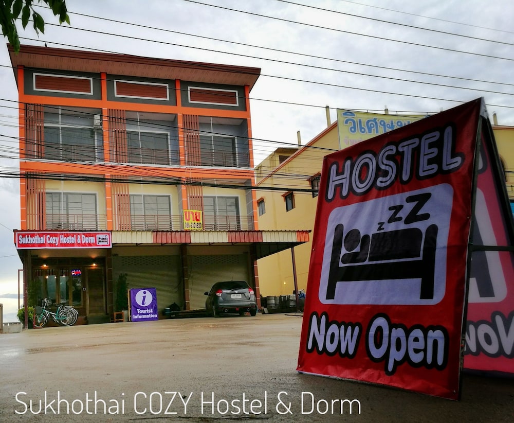 Sukhothai Cozy Hostel & Dorm