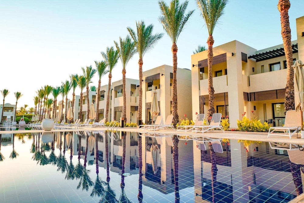 SENTIDO Reef Oasis Aqua Park Resort