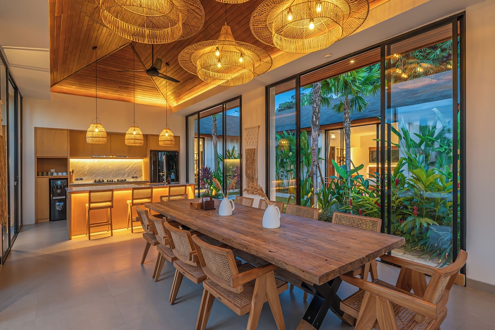 Rosita Ubud - Stunning 5BR Villa