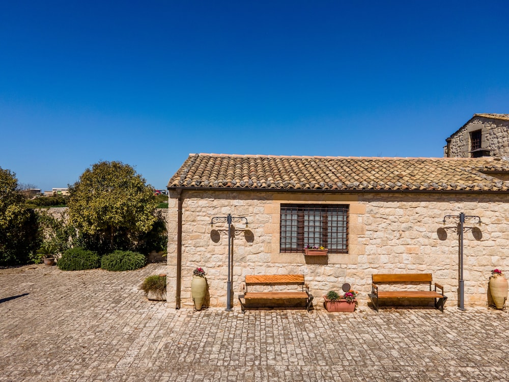 Borgo Monachella