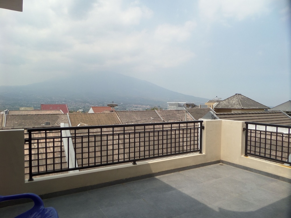 Villa Semeru 3 view 5