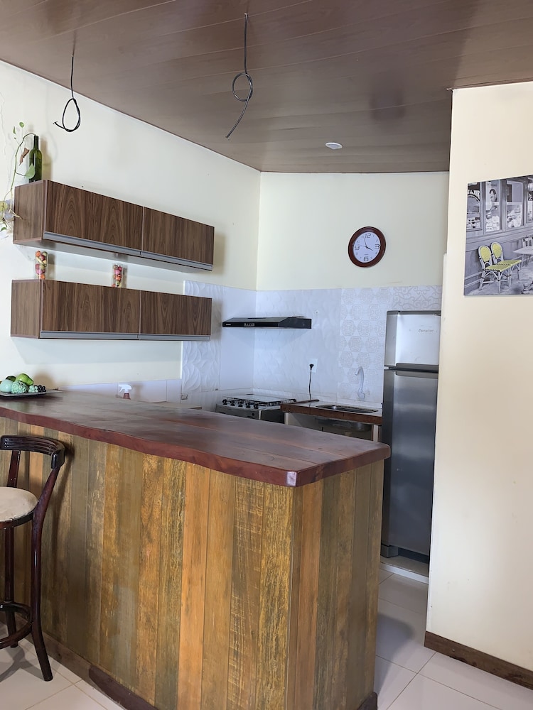 Macaco Surf House - Hostel