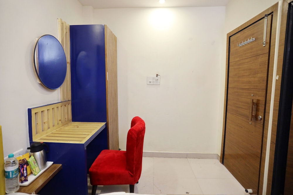 Staybook Hotel Jai Balaji New Delhi Railway Station