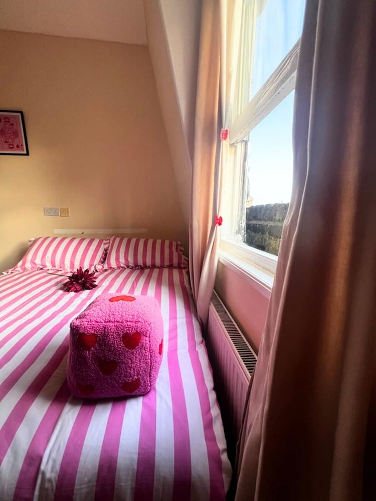Cosy London Apartment Near Earl's Court