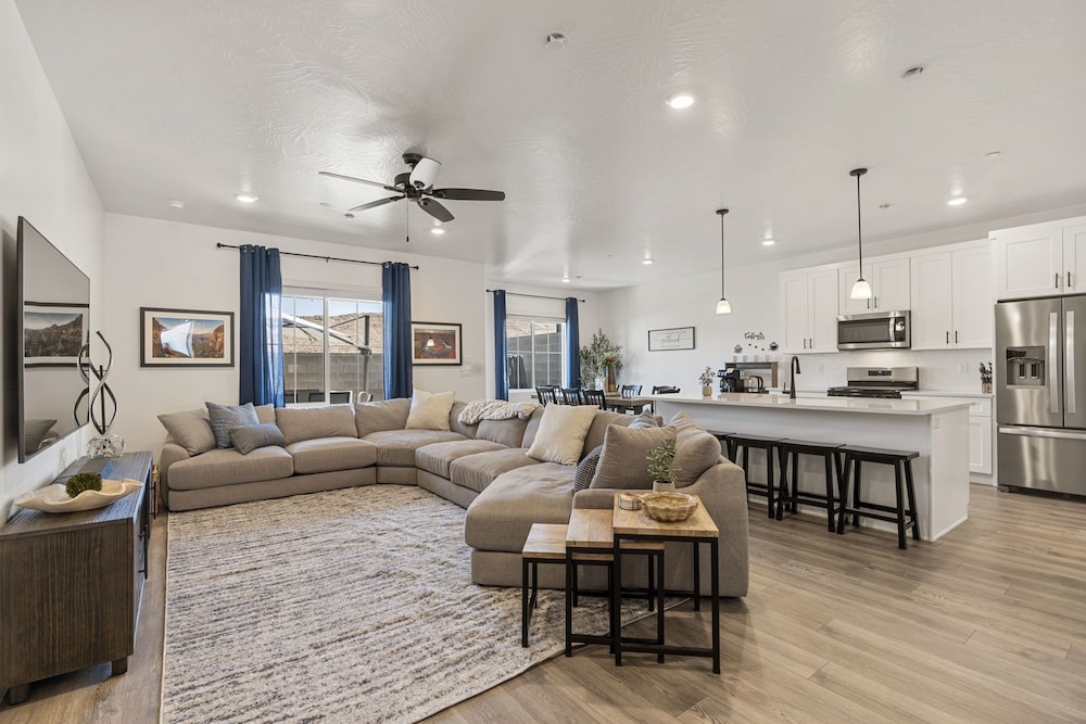 Red Rock Trails 4 Bedroom Townhouse