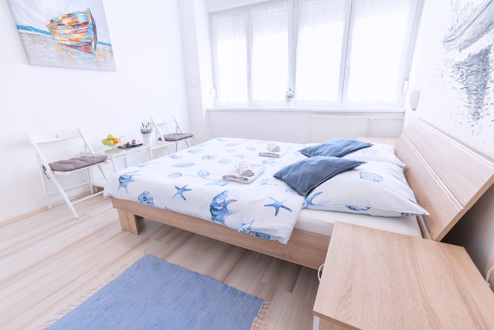 The Dots Hostel